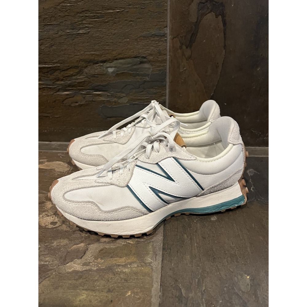 SOLD New Balance 327 Reflection Vintage Teal W- 8.5W/7M